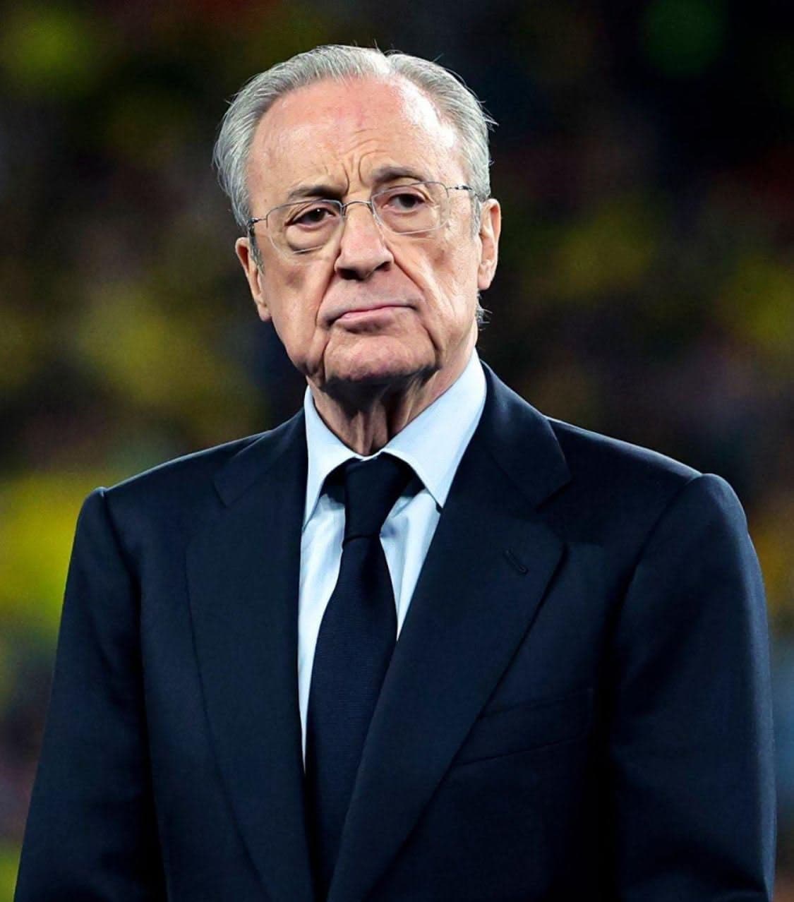 Real Madrid Başkanı Florentino Pérez, Santiago Bernabéu tribününde